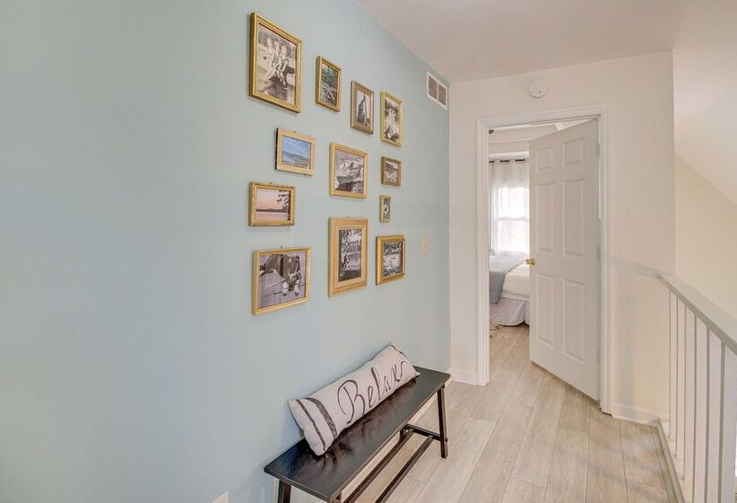 Dog Friendly Home Near Carters Lake W/ Amenities