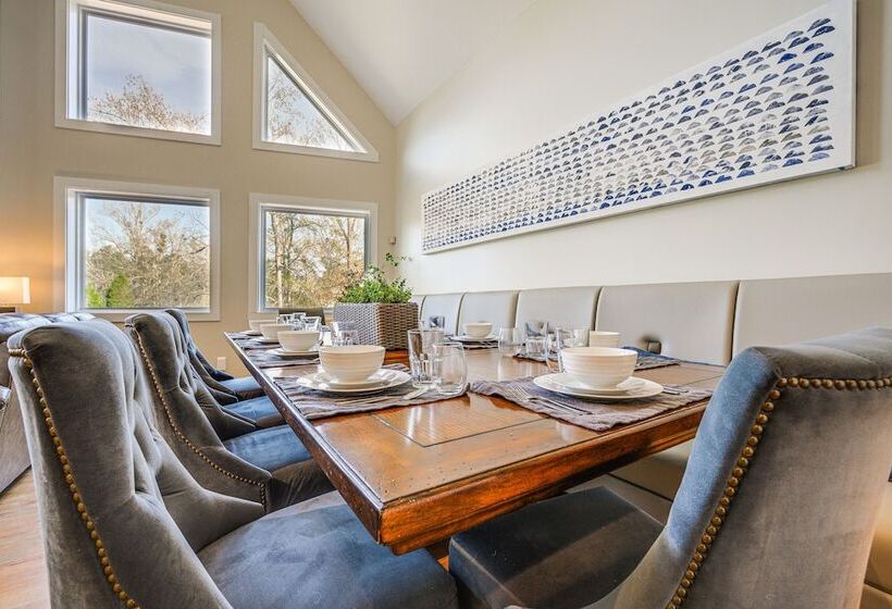 Eatonton Home On Lake Sinclair: Private Boat Dock!