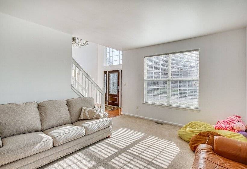 Egg Harbor Township Home: 11 Mi To Boardwalks!