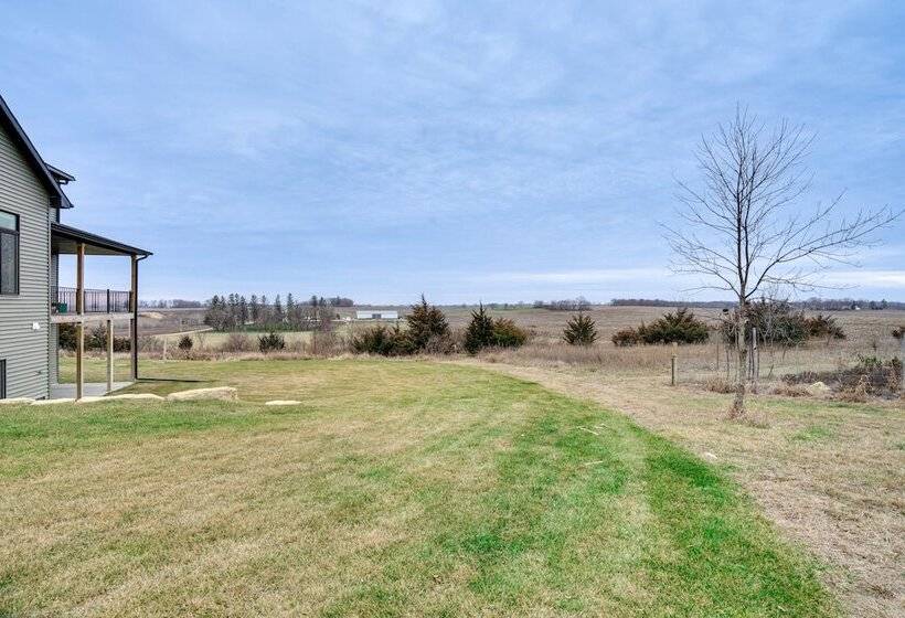 Family Friendly Oronoco Home On 10 Acres Of Land!