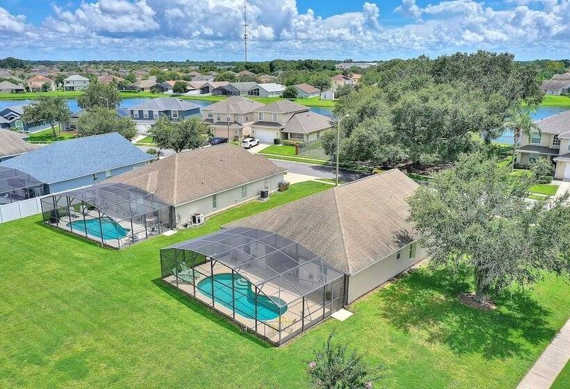 Gilded Parasol By Shine Villas Remington Golf 420