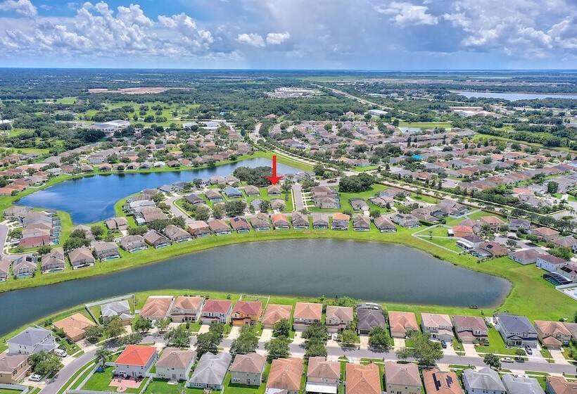 Gilded Parasol By Shine Villas Remington Golf 420