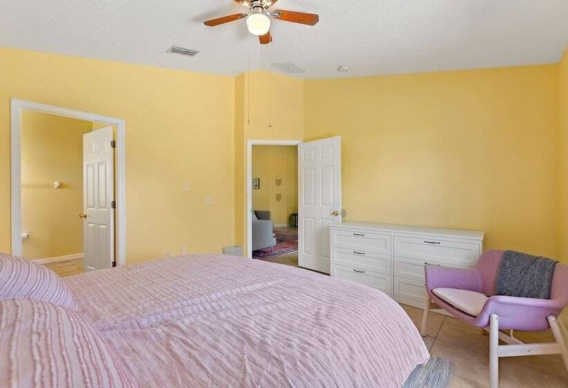 Gilded Parasol By Shine Villas Remington Golf 420