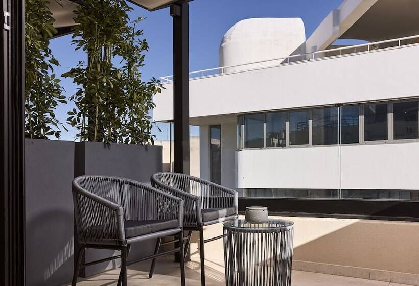 Hotel Athenarum Portus Life & Style