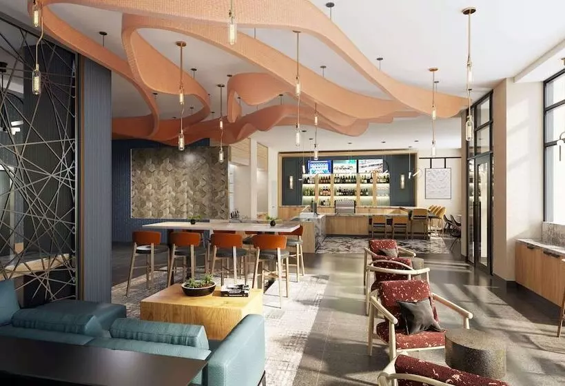 هتل Tempo By Hilton Louisville Downtown Nulu