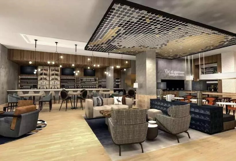 هتل Tempo By Hilton Louisville Downtown Nulu