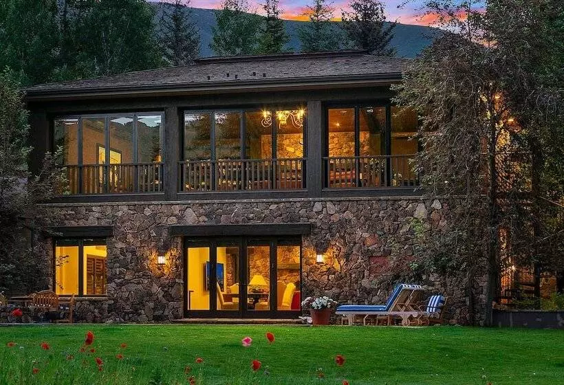 ホテル Villa Fleuve