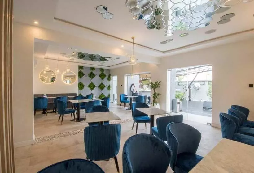 Yp George Hotel And Suites Lekki