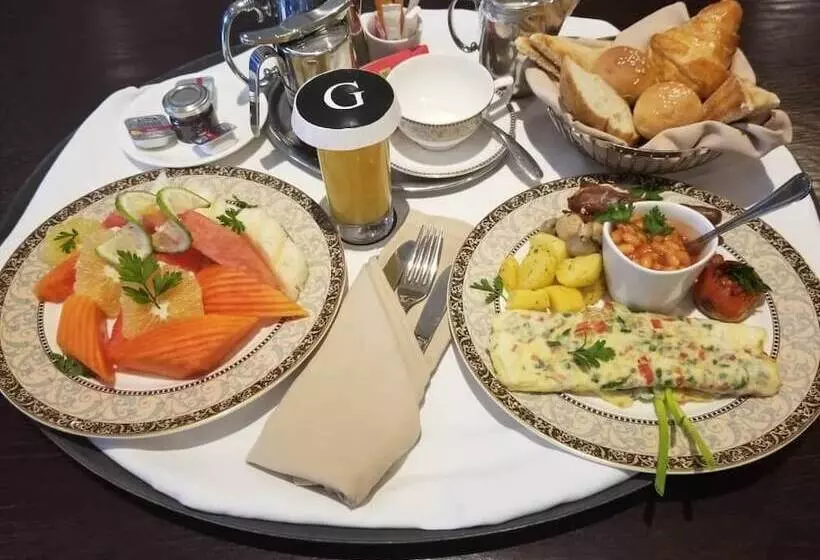 Yp George Hotel And Suites Lekki