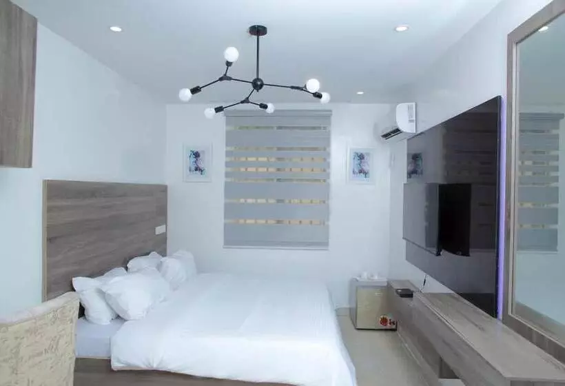 Yp George Hotel And Suites Lekki