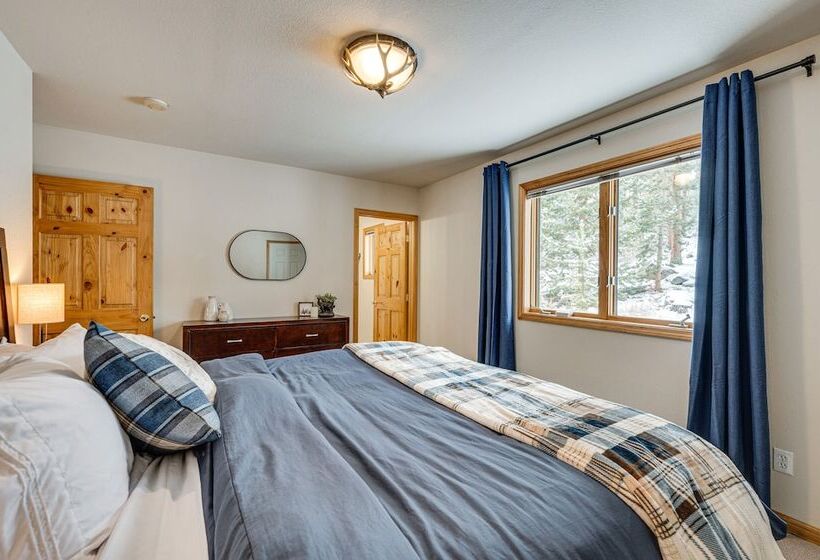 < 1/2 Mi To Marina: Grand Lake Getaway!