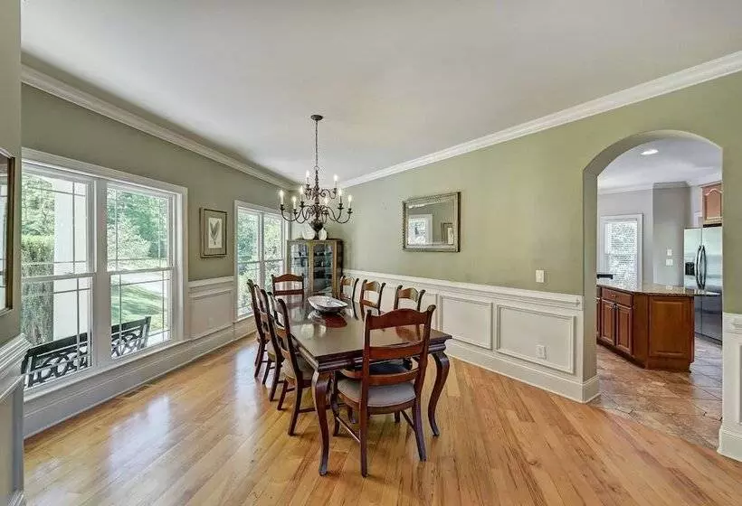 Jake S Lake House By Avantstay Lake Gazebo