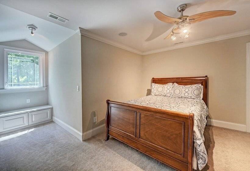 Jake S Lake House By Avantstay Lake Gazebo