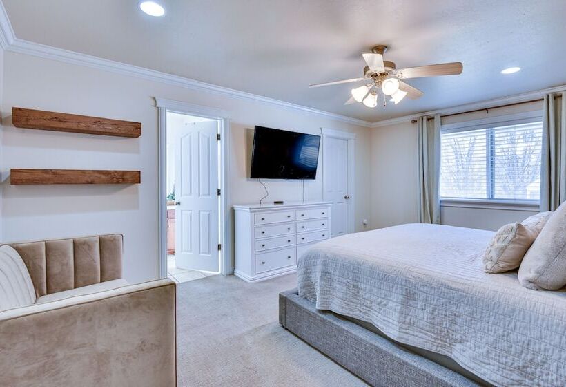 Layton Home W/ Pool + Hot Tub, 23 Mi To Snowbasin!