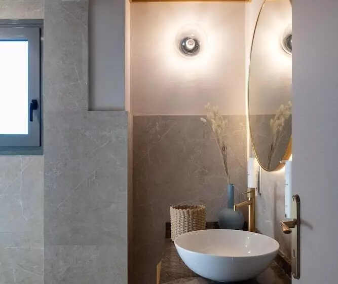 Numa Suites & Lofts Athens