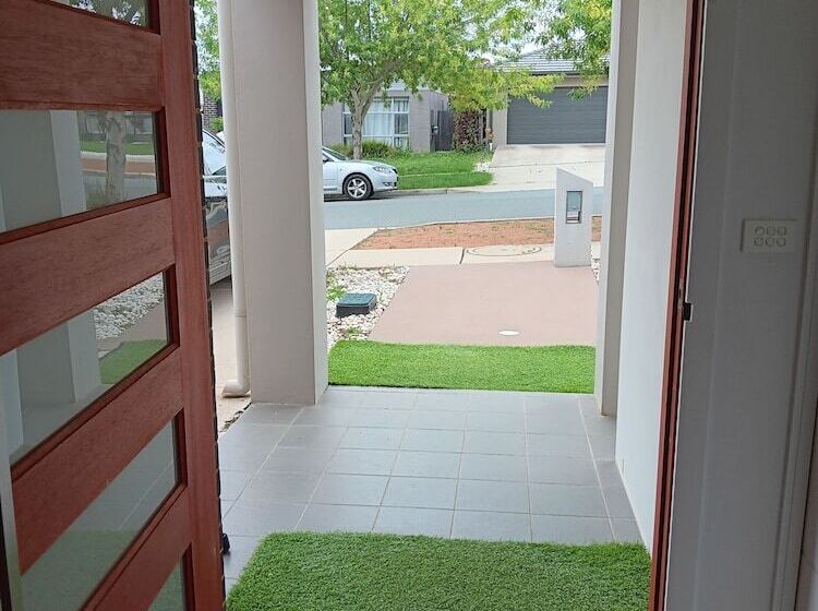 פנסיון Jacka Home