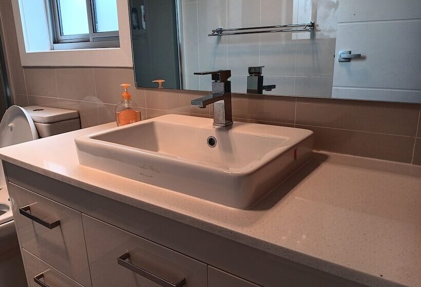 פנסיון Jacka Home