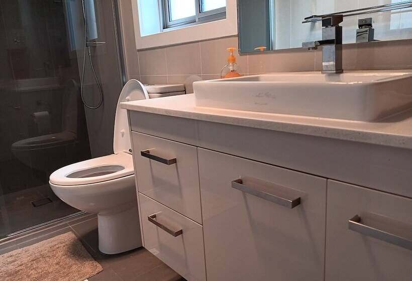 פנסיון Jacka Home