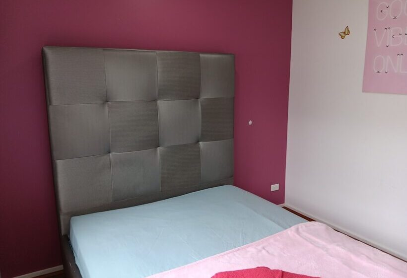 פנסיון Jacka Home