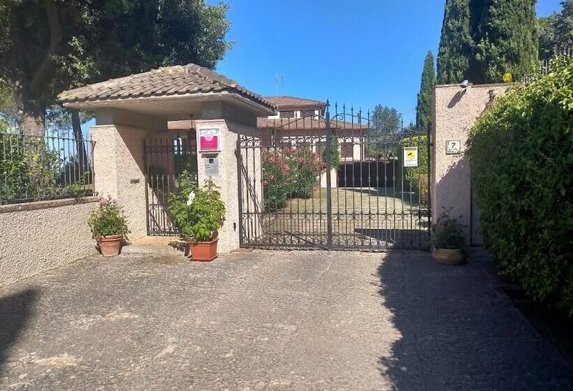 Pension (Hôtel basse catégorie) Villa Lavania