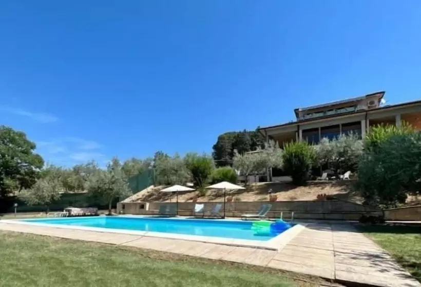 Majatalo Villa Lavania