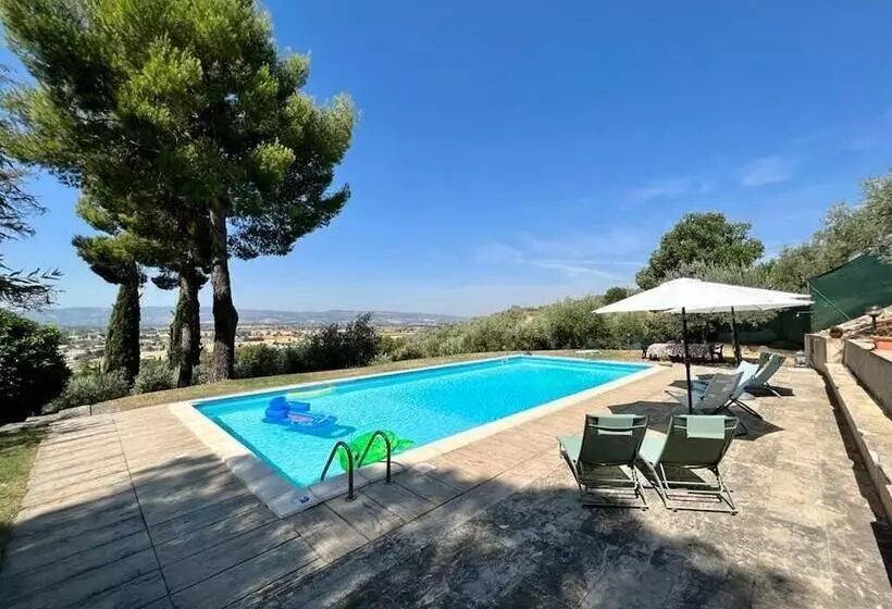 Majatalo Villa Lavania