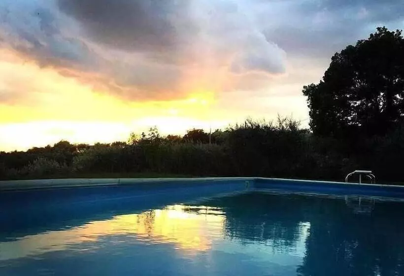 Majatalo Villa Lavania