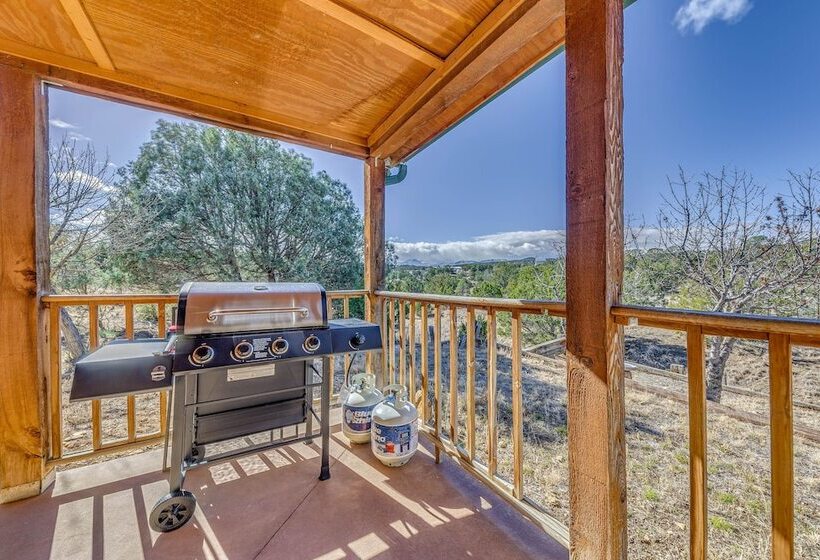 Capitan Vacation Rental W/ Grill, Near Ruidoso!