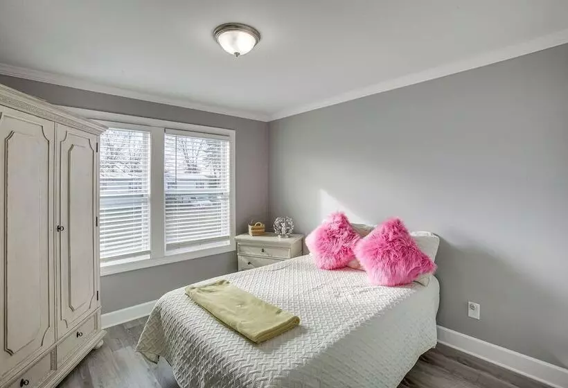 Pet Friendly Gallatin Home W/ Deck, 1 Mi To Town!