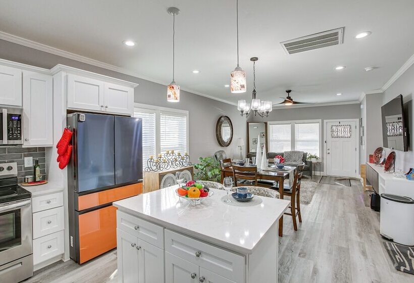 Pet Friendly Gallatin Home W/ Deck, 1 Mi To Town!