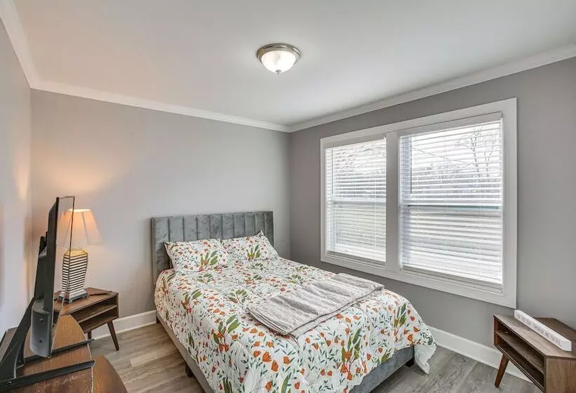 Pet Friendly Gallatin Home W/ Deck, 1 Mi To Town!