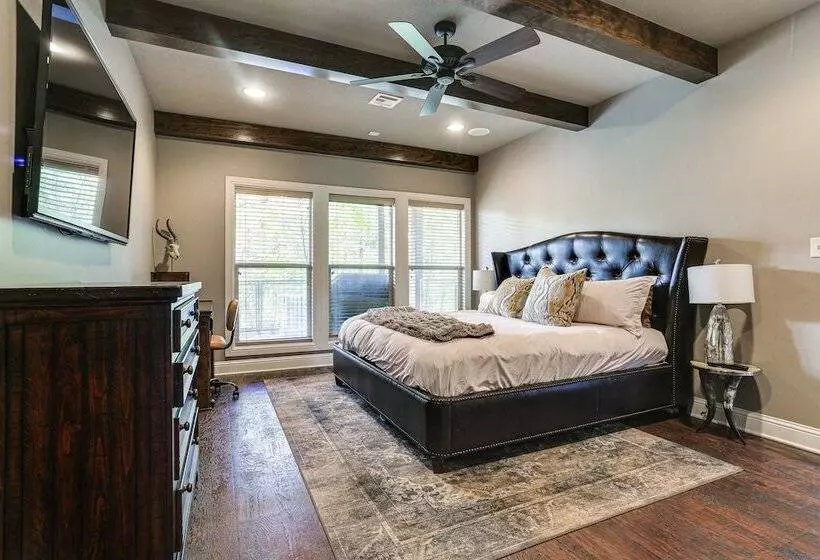 Pottsboro Group Getaway: Close To Lake Texoma!