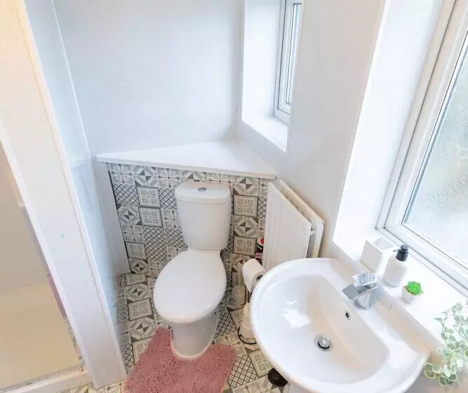 Residenssi 3bed House In Stockton On Tees  Free Wifi, Parking