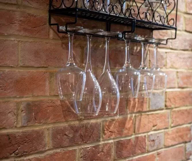 レジデンス Adorable And Cosy Tiny Cottage