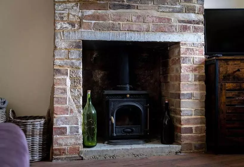 レジデンス Adorable And Cosy Tiny Cottage