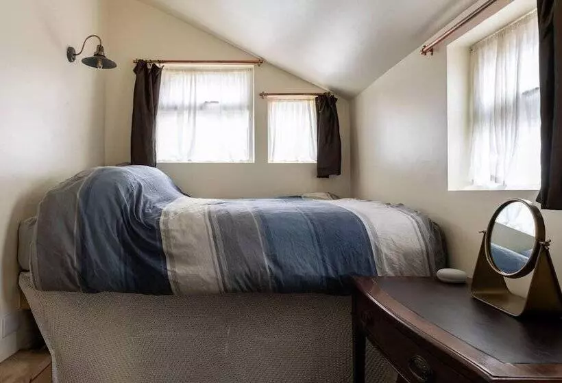 レジデンス Adorable And Cosy Tiny Cottage