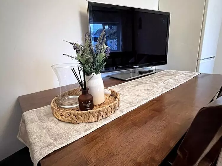 Residenssi Cosy Entire 3 Bed House With Garden And Fast Wifi