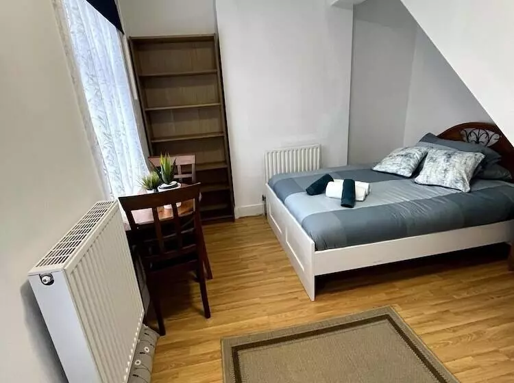 Residenssi Cosy Entire 3 Bed House With Garden And Fast Wifi