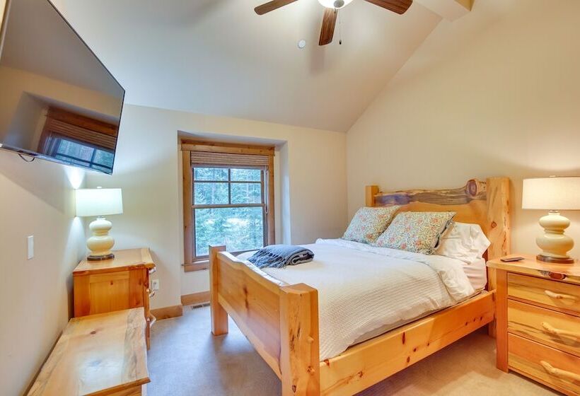 Spacious Cle Elum Cabin On Golf Course W/ Hot Tub!