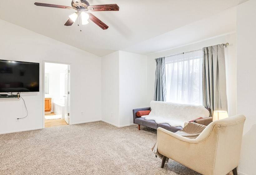 Spacious Los Banos Home W/ Patio   Dogs Welcome!