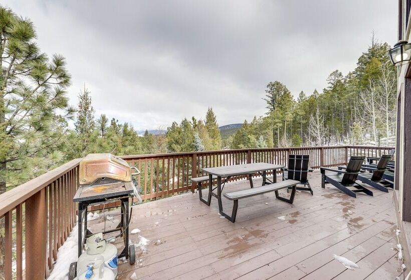 Spacious Mountain View Cabin By Angel Fire Resort