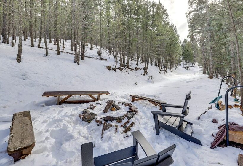 Spacious Mountain View Cabin By Angel Fire Resort