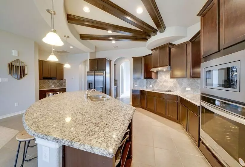 Pet Friendly San Antonio Home Near Lackland Afb!