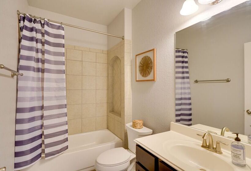 Pet Friendly San Antonio Home Near Lackland Afb!