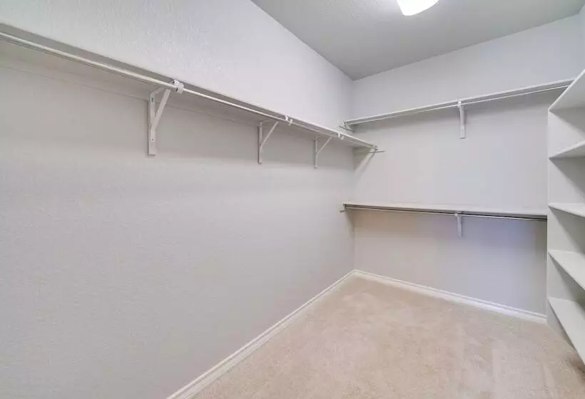 Pet Friendly San Antonio Home Near Lackland Afb!