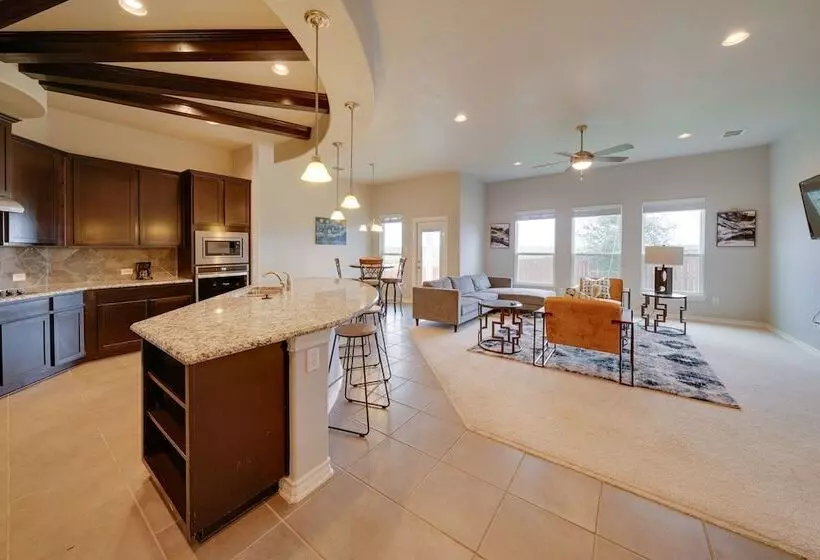 Pet Friendly San Antonio Home Near Lackland Afb!