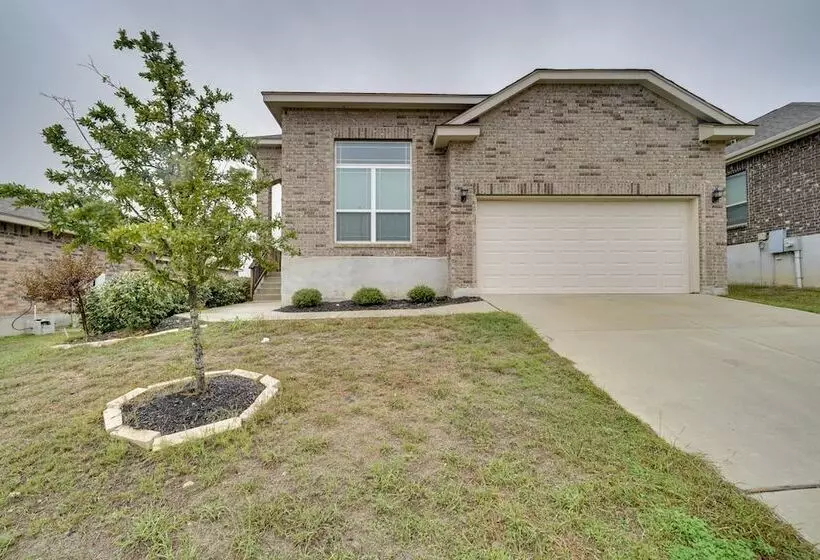 Pet Friendly San Antonio Home Near Lackland Afb!