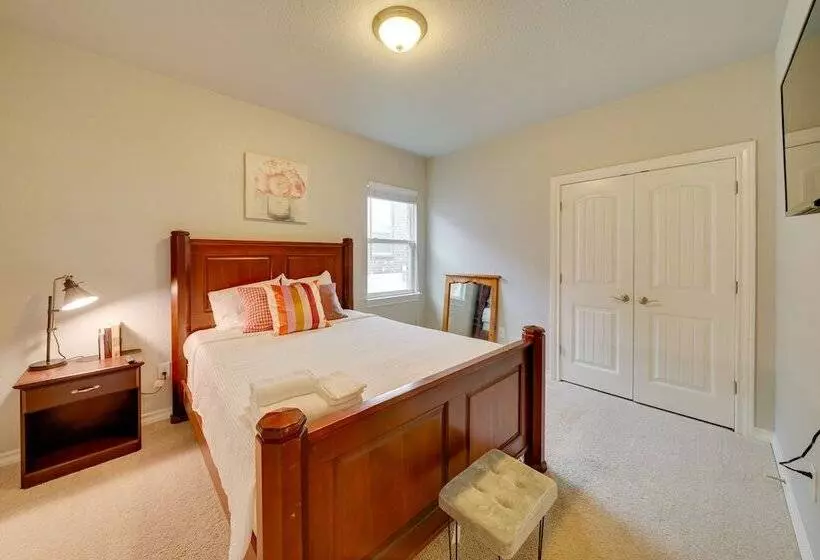 Pet Friendly San Antonio Home Near Lackland Afb!