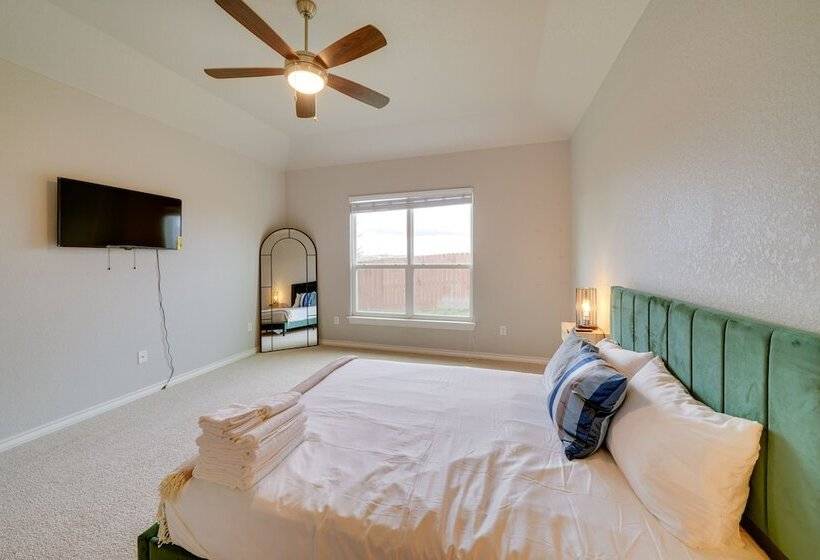 Pet Friendly San Antonio Home Near Lackland Afb!