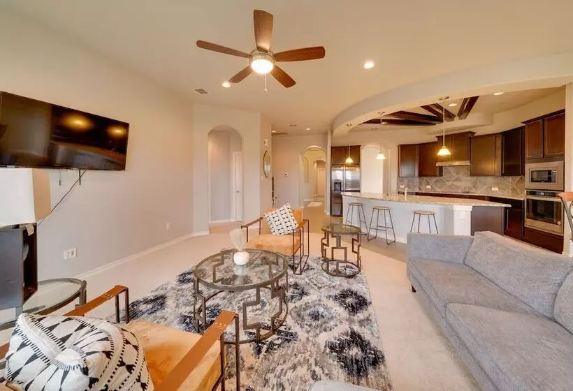 Pet Friendly San Antonio Home Near Lackland Afb!